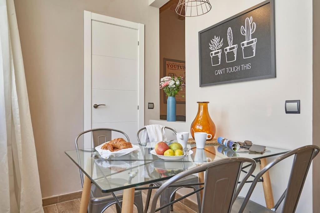 Bebarceloner Sants Apartments - 2 Bedrooms Exteriör bild